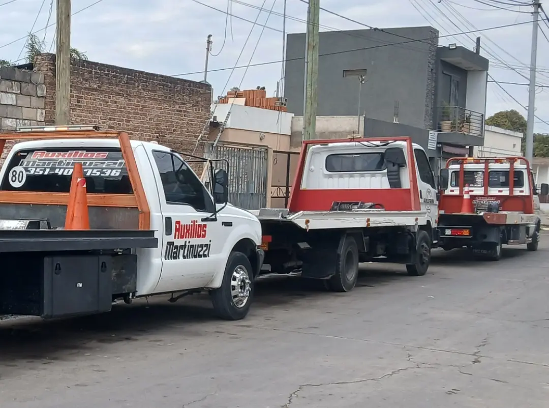 Flota de unidades de grúa de Auxilios Martinuzzi en Córdoba